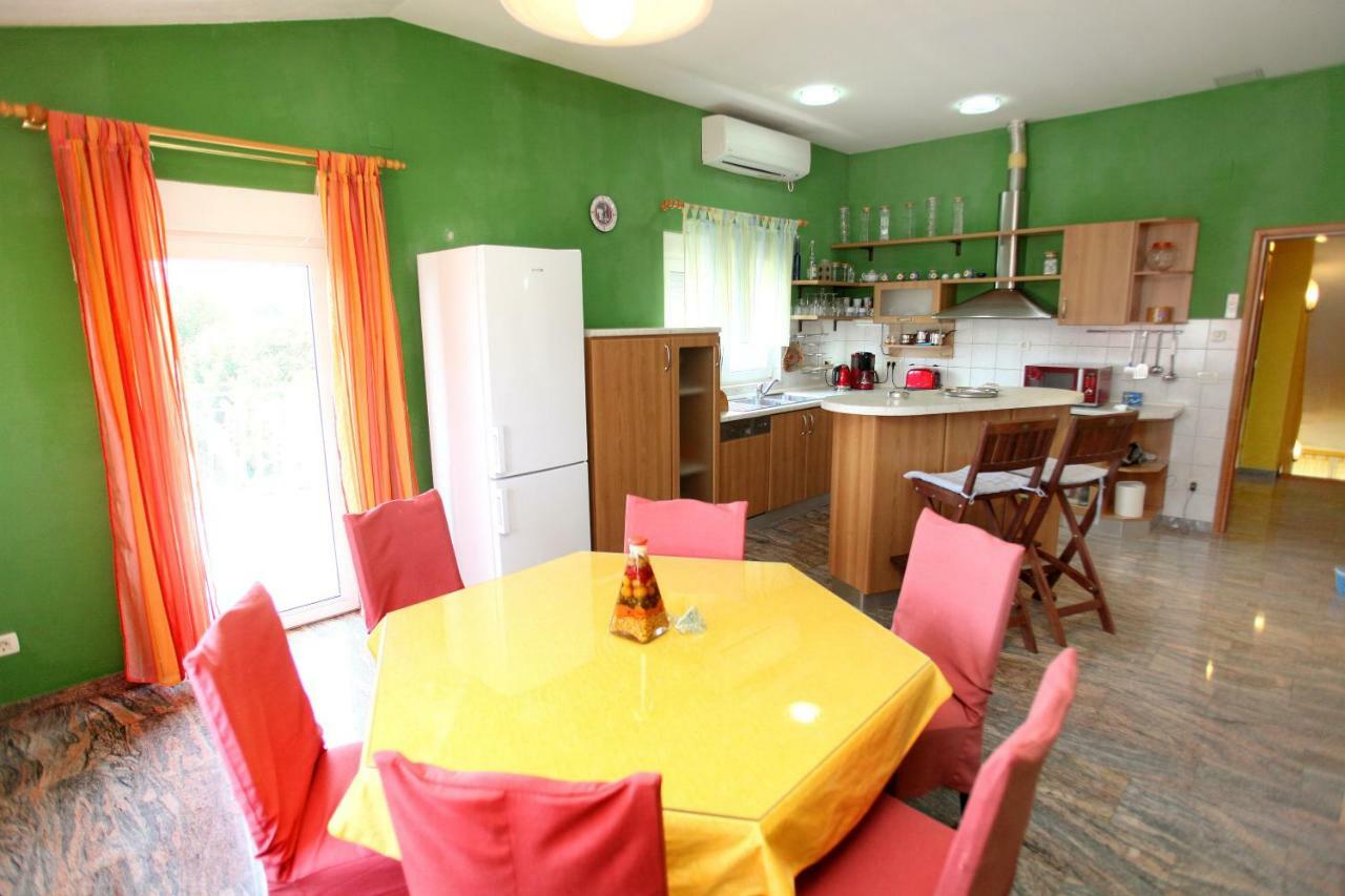 Apartman Dinka Трогир Екстериор снимка