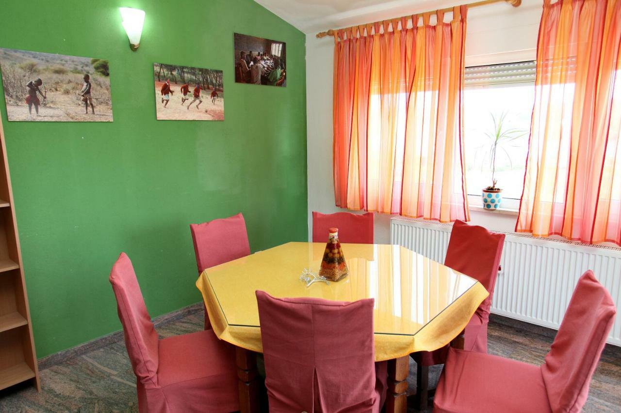 Apartman Dinka Трогир Екстериор снимка